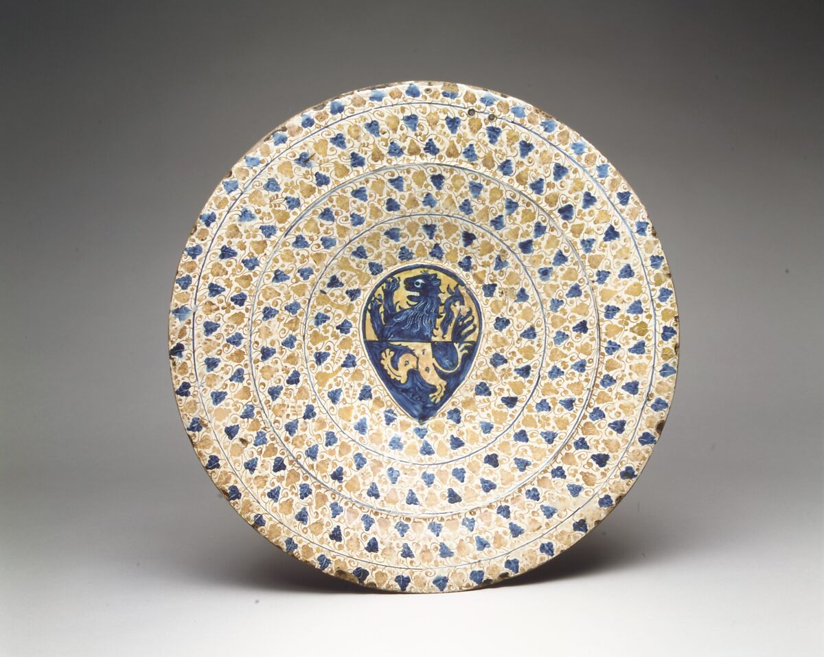 Dish, Tin-glazed earthenware, Spanish 