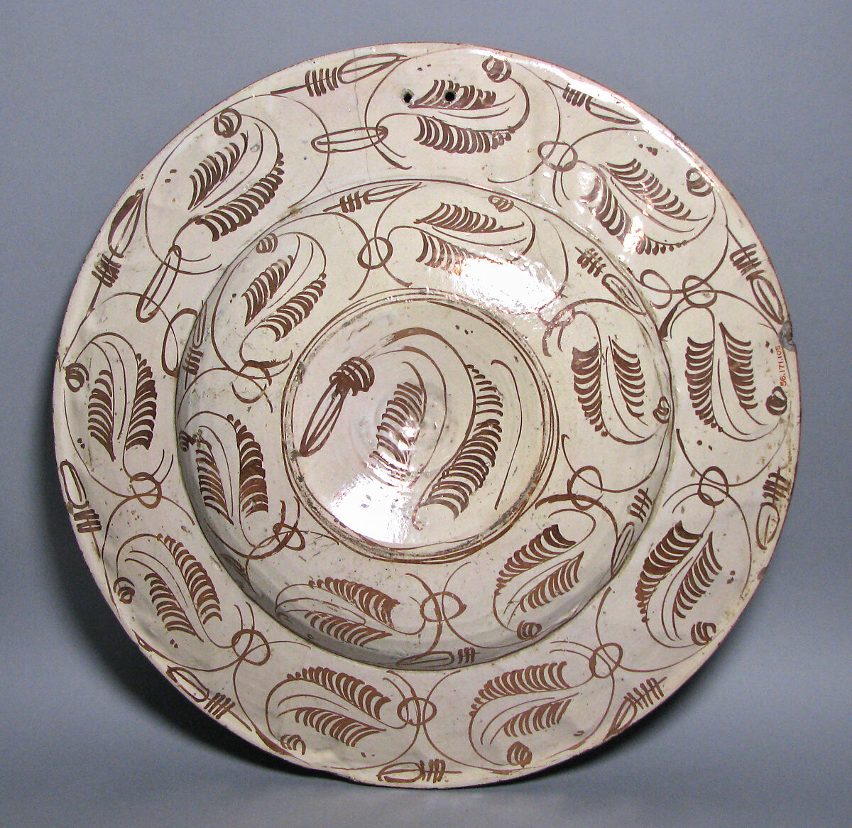 Dish, Tin-glazed earthenware, Spanish