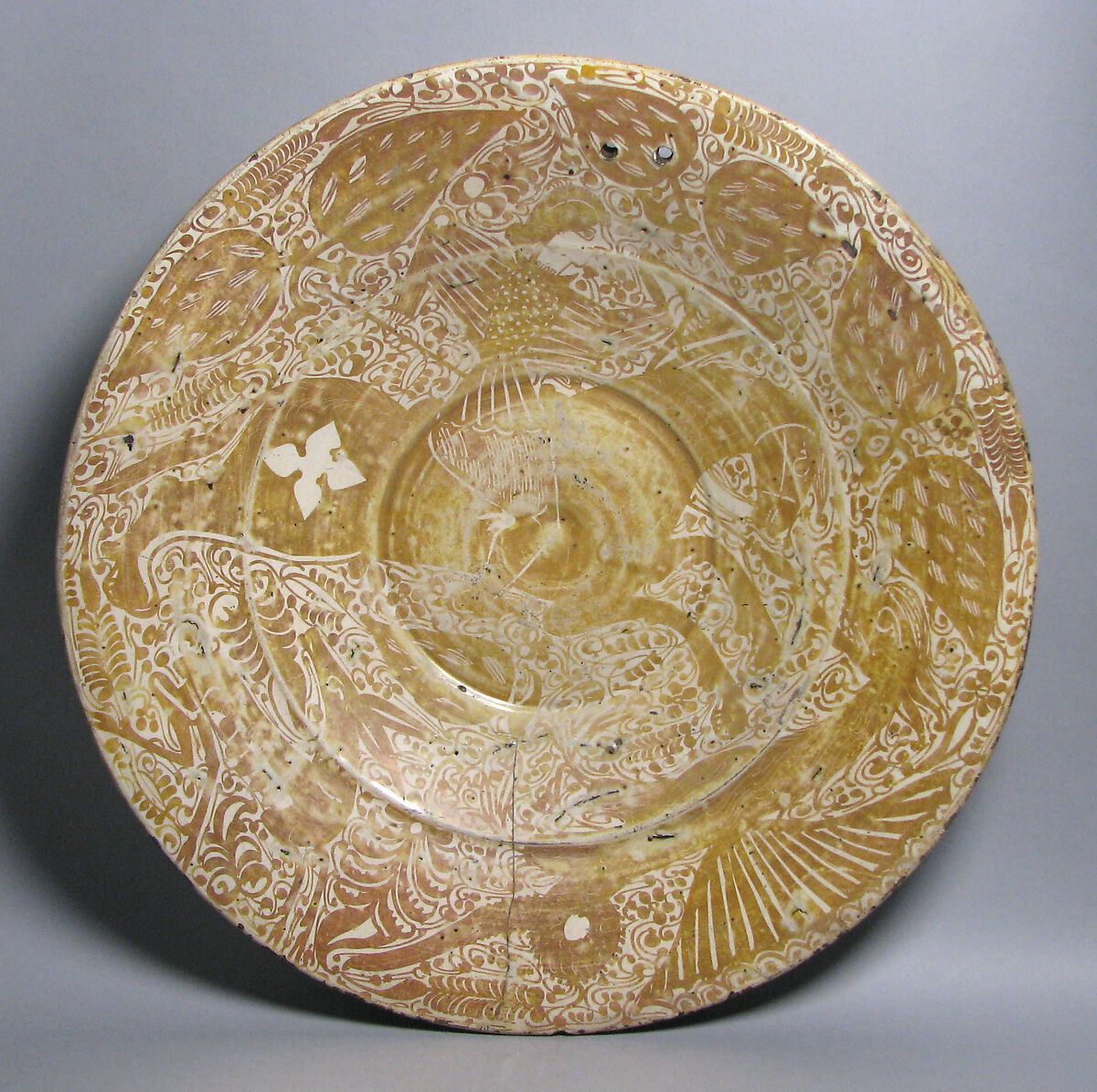 Dish, Tin-glazed earthenware, Spanish 