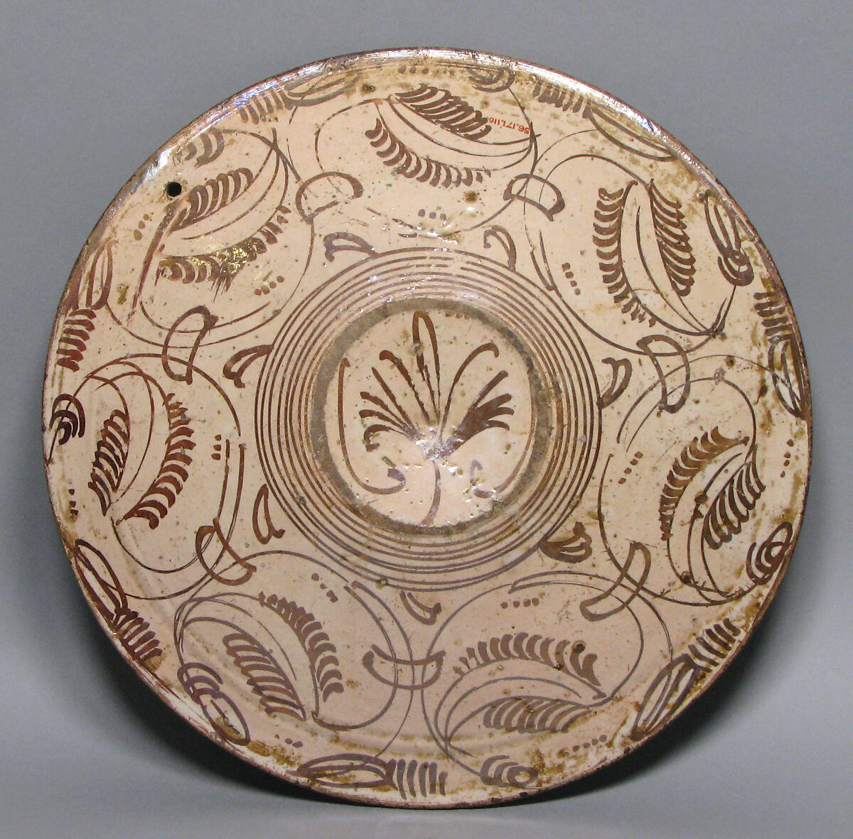 Dish, Tin-glazed earthenware, Spanish