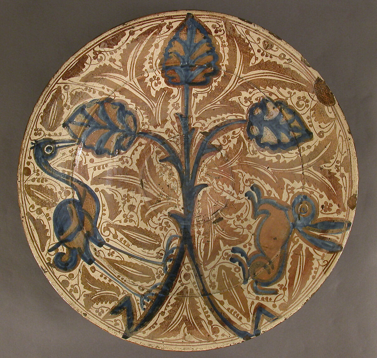 Dish, Tin-glazed earthenware, Spanish 