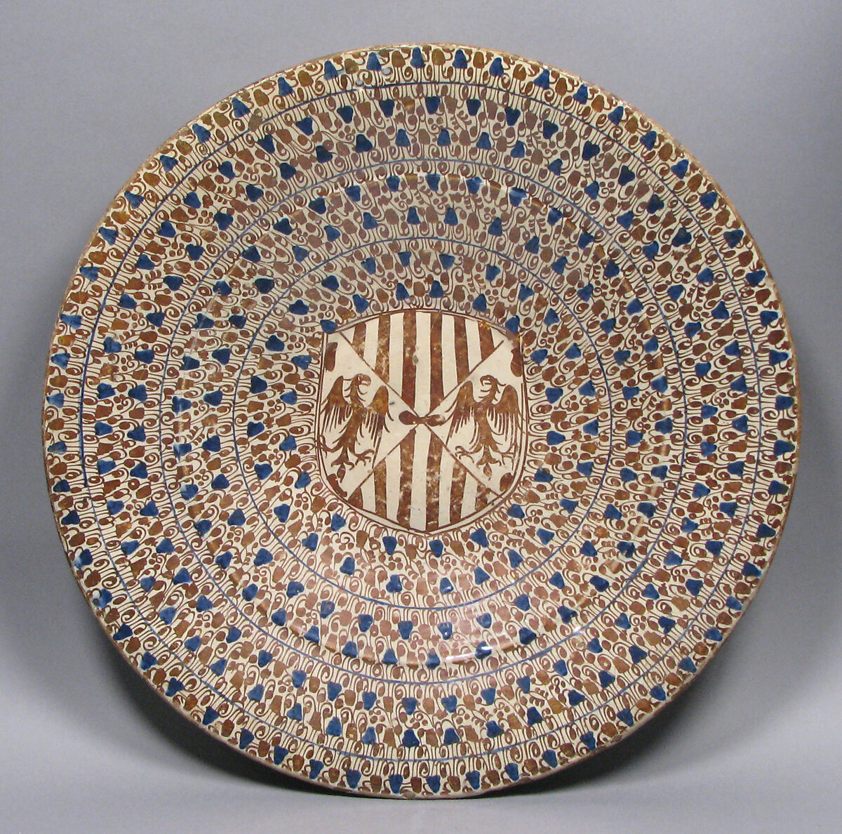 Dish, Tin-glazed earthenware, Spanish 