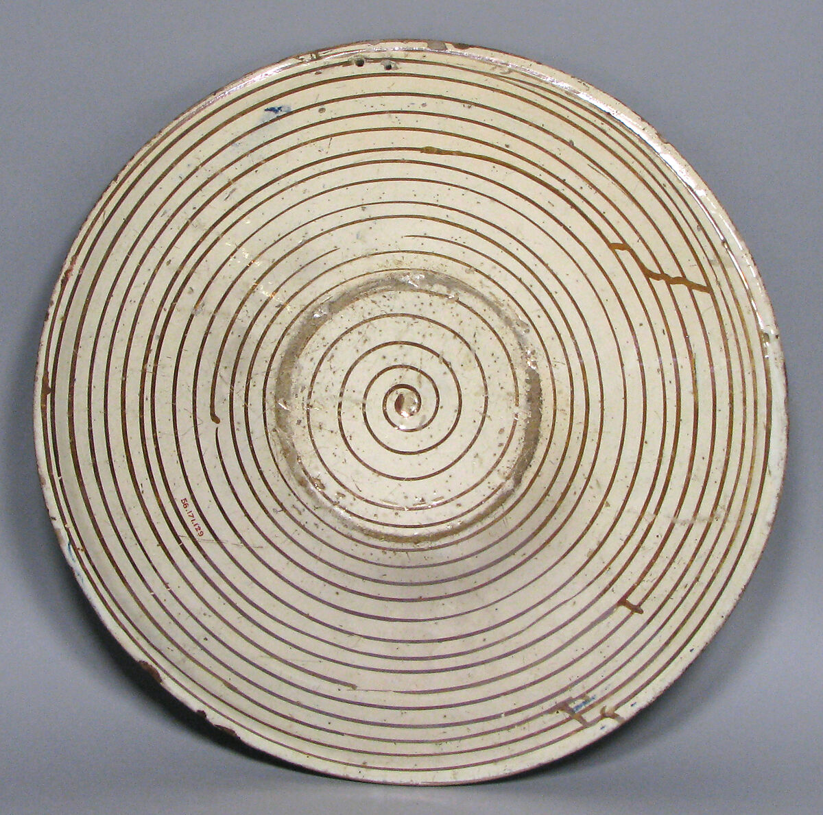 Dish, Tin-glazed earthenware, Spanish