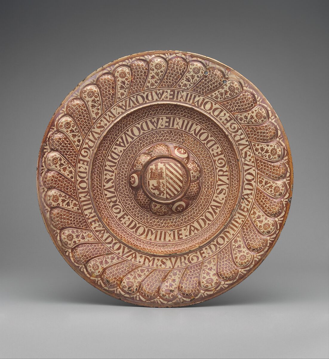 Dish, Tin-glazed earthenware, Spanish