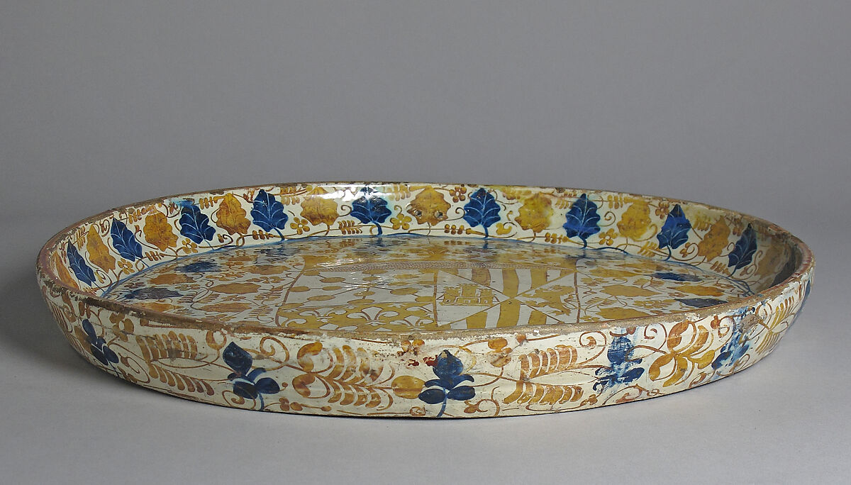 Plate with the Arms of Blanche of Navarre, Tin-glazed earthenware, Spanish