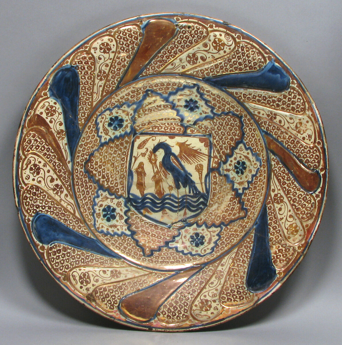 Dish, Tin-glazed earthenware, Spanish 