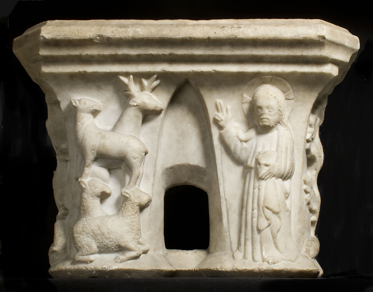 Double Capital, Marble, French