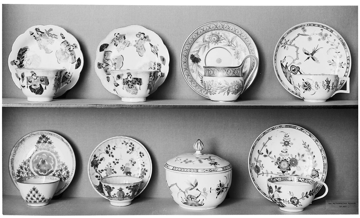 Cup and saucer with flowers and vases, Porcelain painted in overglaze polychrome enamels (Jingdezhen ware), China 