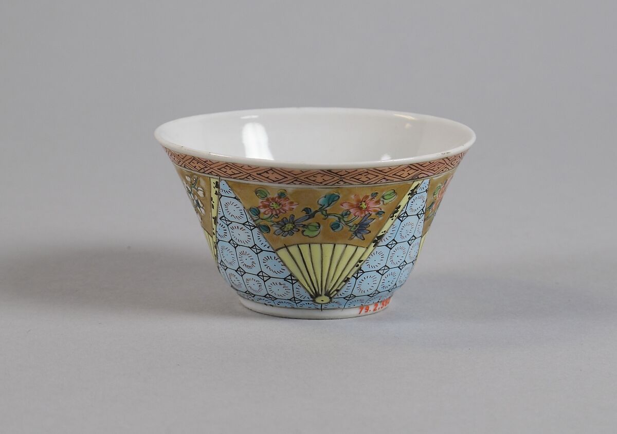 Cup, Porcelain painted in overglaze polychrome enamels, China 