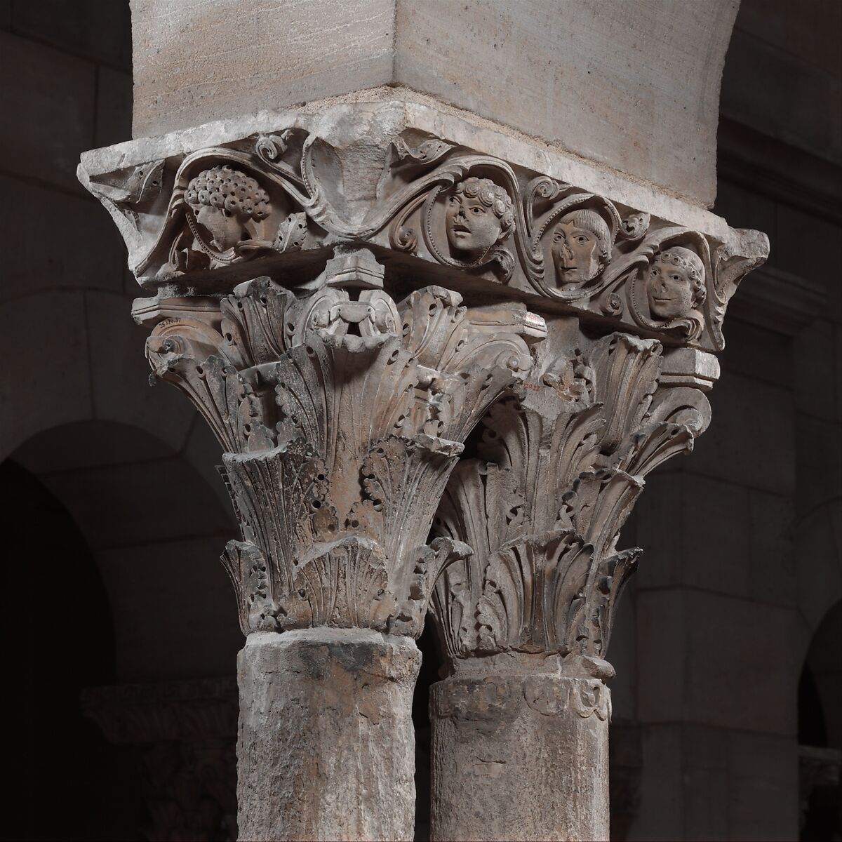 Saint-Guilhem Cloister, Limestone, French