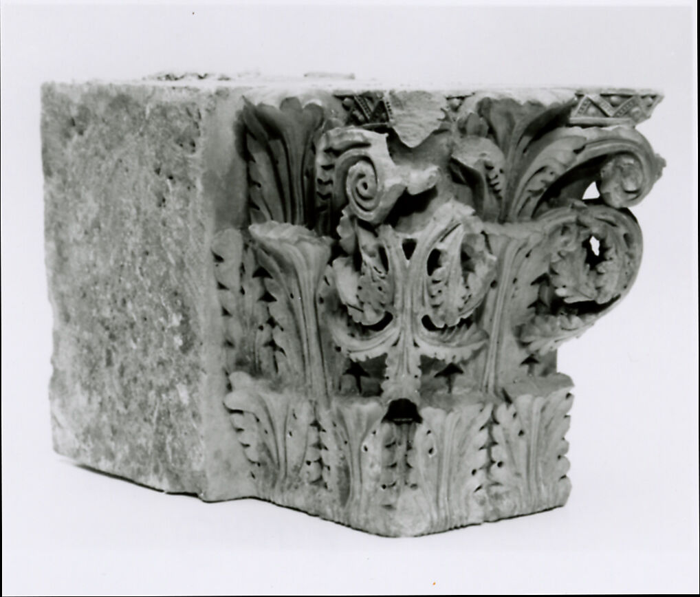 Engaged capital, Stone, French