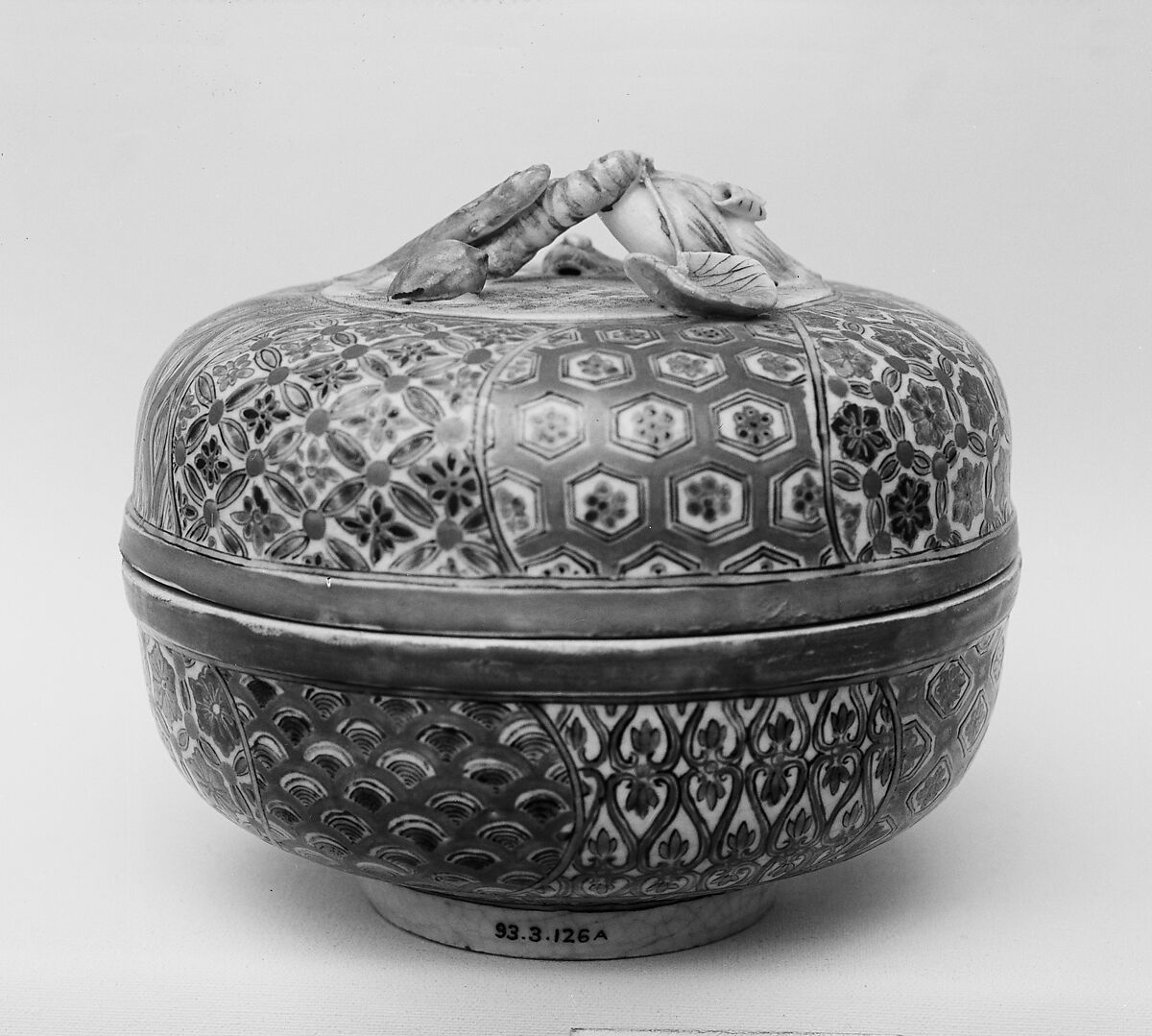 Box and Cover, Clay covered with crackled glaze and decorated inside and out with polychrome enamels and gold (Satsuma ware), Japan 