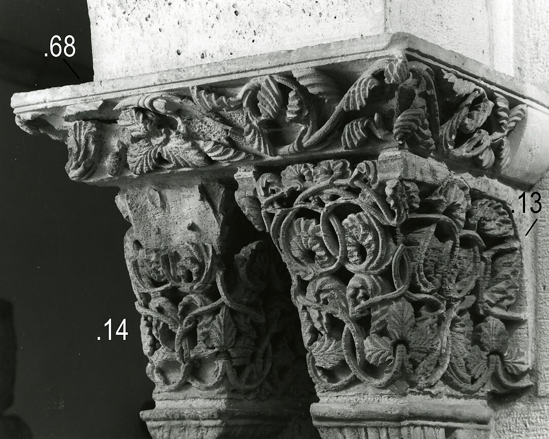 Capital, Stone, French