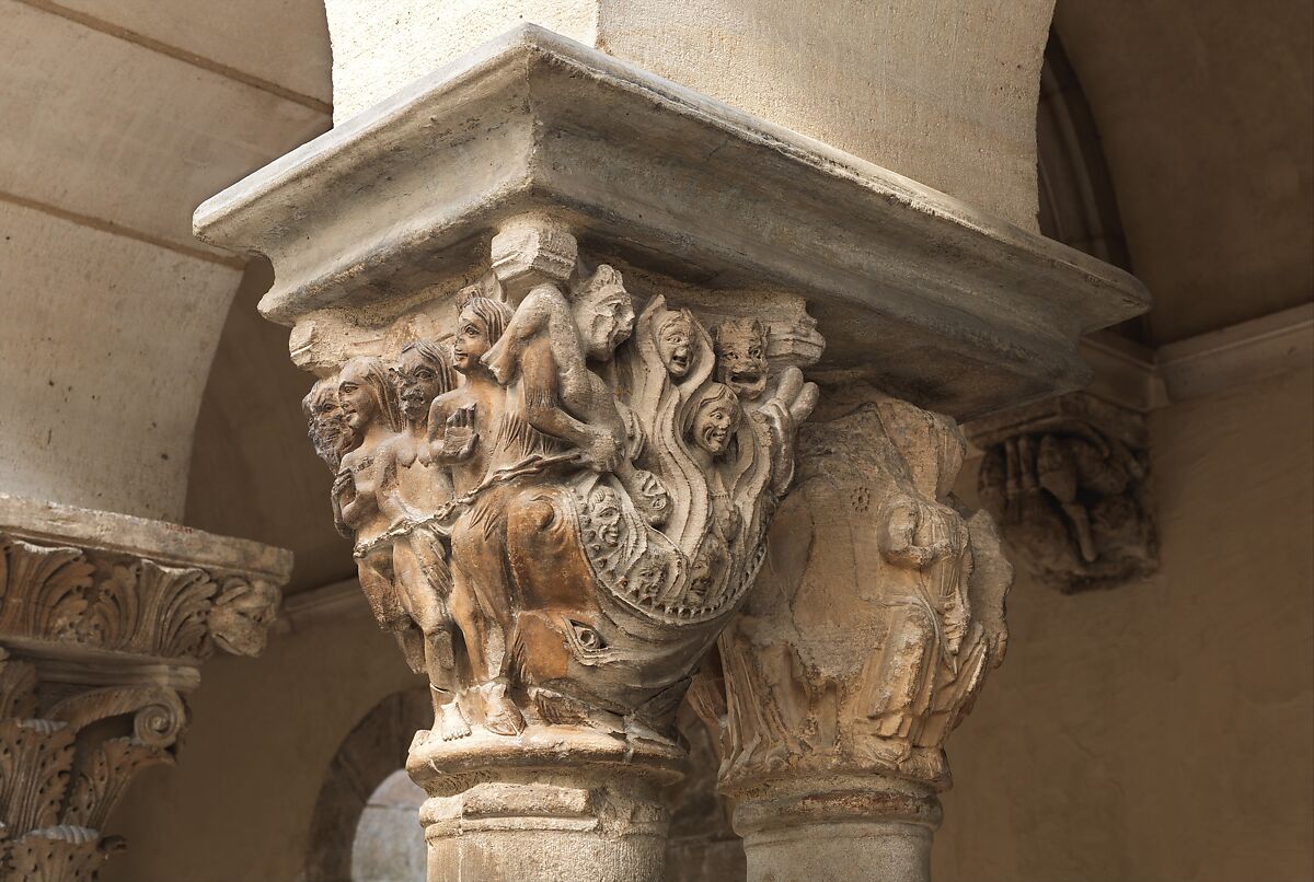 Capital, Stone, French 