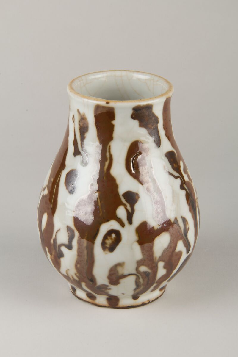 Vase, Porcelain with mottled brown glaze, China 