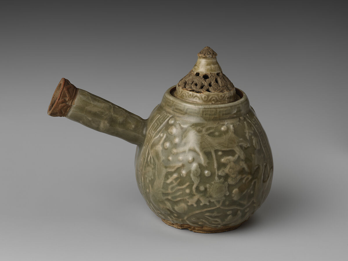 Sencha Teapot (Kyūsu) with Jewel-Chasing Dragons, Aoki Mokubei (Japanese, 1767–1833), Porcelain with molded patterns and celadon glaze (Kyoto ware), Japan