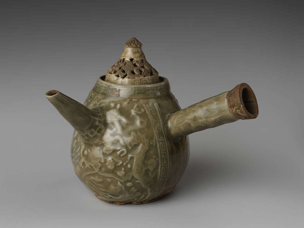 Sencha Teapot (Kyūsu) with Jewel-Chasing Dragons, Aoki Mokubei (Japanese, 1767–1833), Porcelain with molded patterns and celadon glaze (Kyoto ware), Japan 