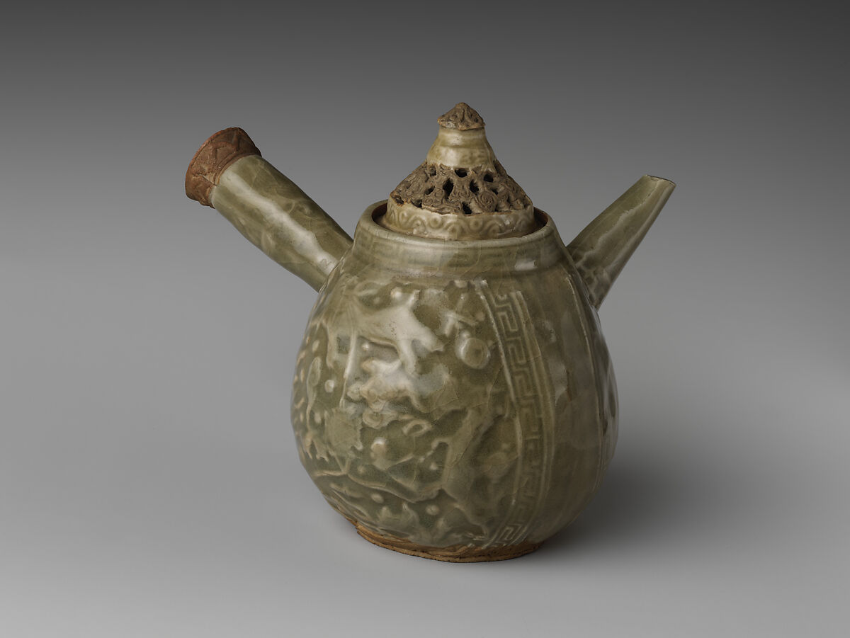Sencha Teapot (Kyūsu) with Jewel-Chasing Dragons, Aoki Mokubei (Japanese, 1767–1833), Porcelain with molded patterns and celadon glaze (Kyoto ware), Japan