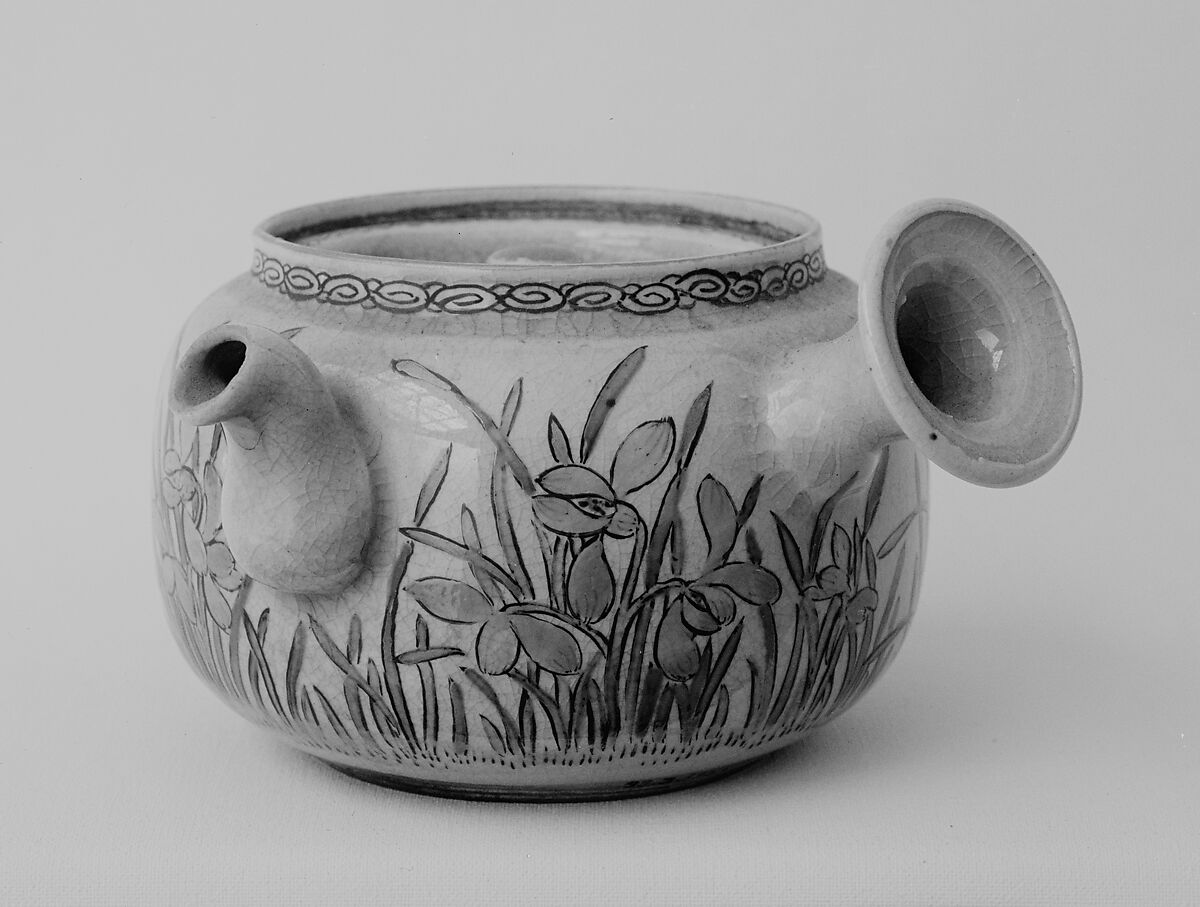 Teapot (Kyūsu), Stoneware with polychrome overglaze enamels (Kyoto ware), Japan 