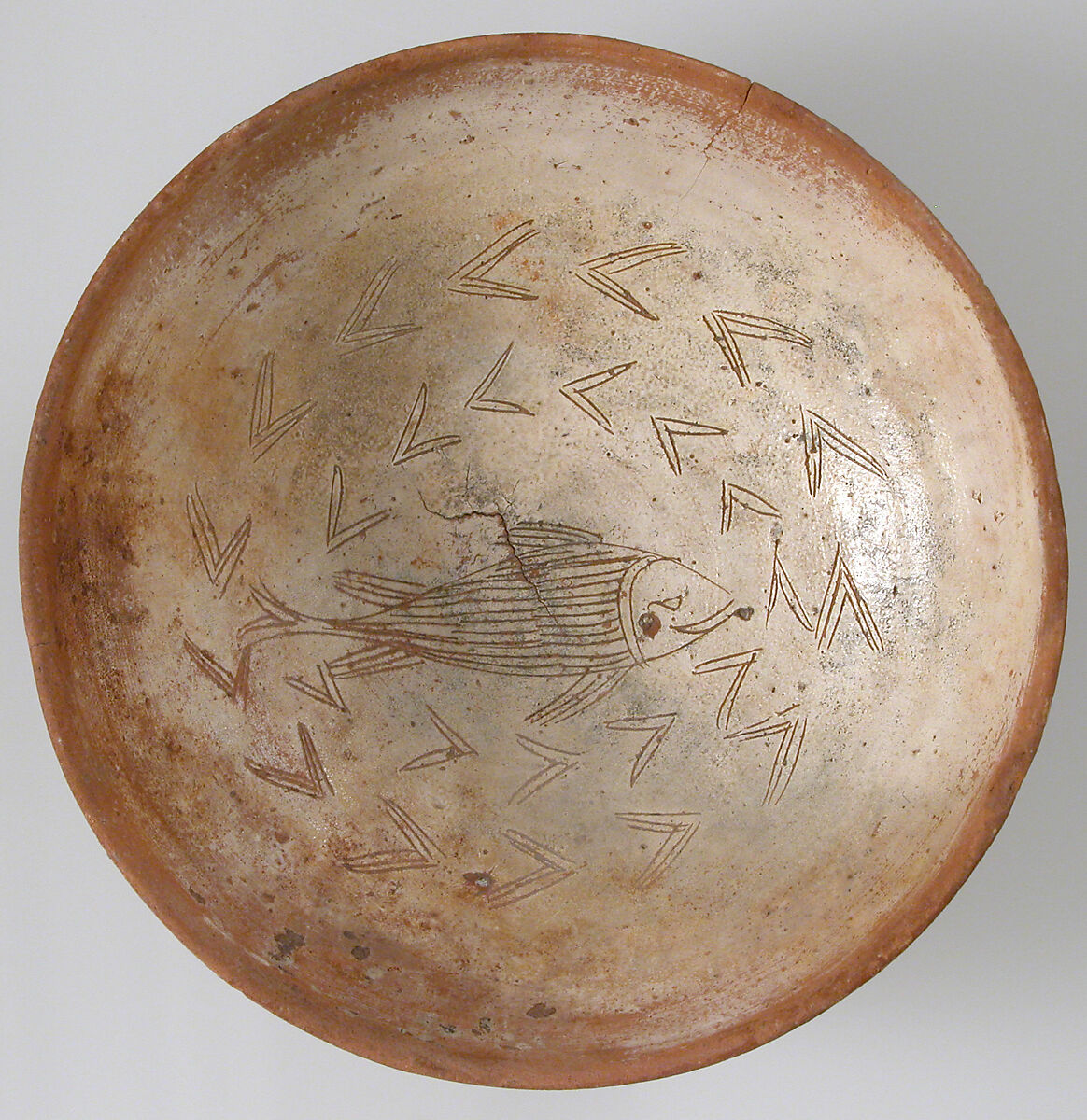 Bowl with Fish, Earthenware, engraved slip, clear glaze, Byzantine