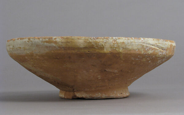 Bowl with Abstract Floral Pattern, Terracotta decorated in sgraffito, Byzantine