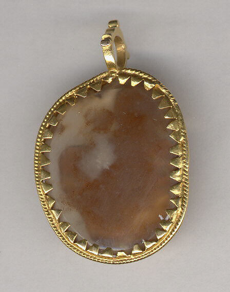 Cameo with the Fasting of Saint Nicholas, Agate with gold frame, South Italian