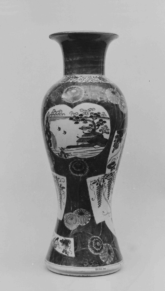 Vase, Porcelain decorated with enamels (Arita ware, Imari type), Japan 