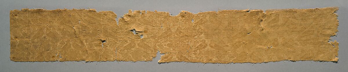 Figured woven silk textile fragment with birds, Silk, weft-faced compound twill (Samit) weave, Byzantine
