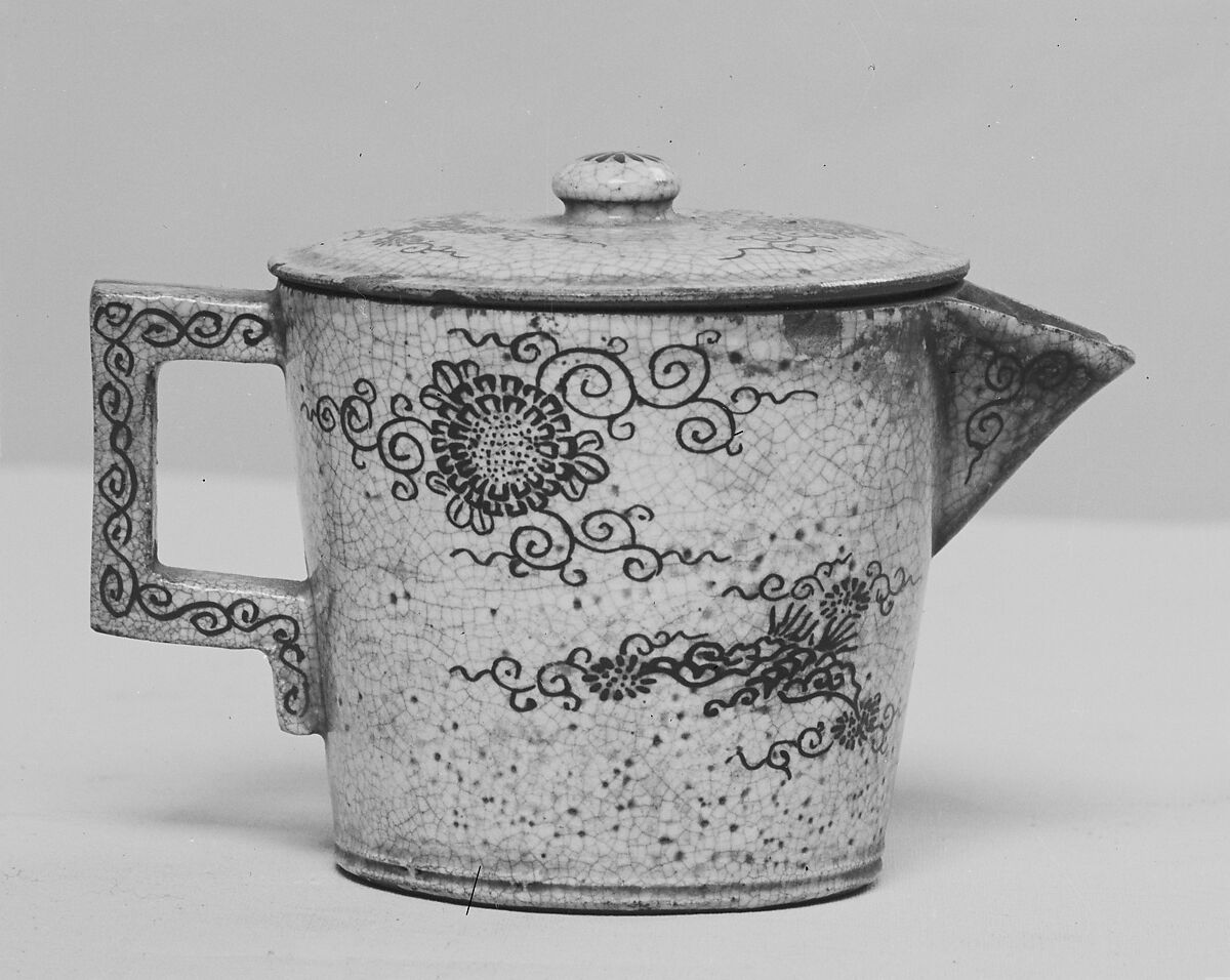 Teapot, Clay covered with a pitted glaze and design in enamels (Kiyomizu ware), Japan 