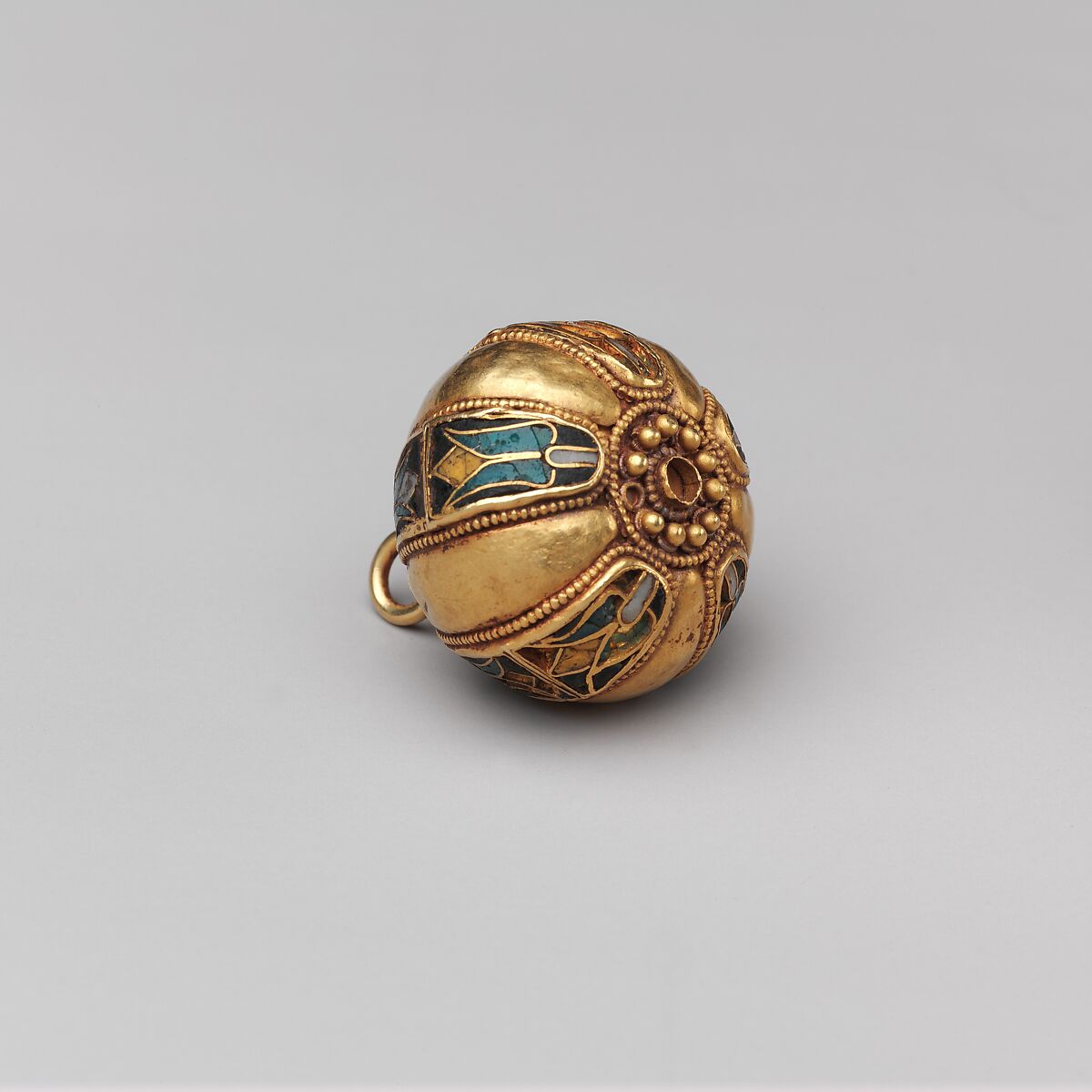 Spherical Pendant or Button, Cloisonné enamel and gold, Byzantine 