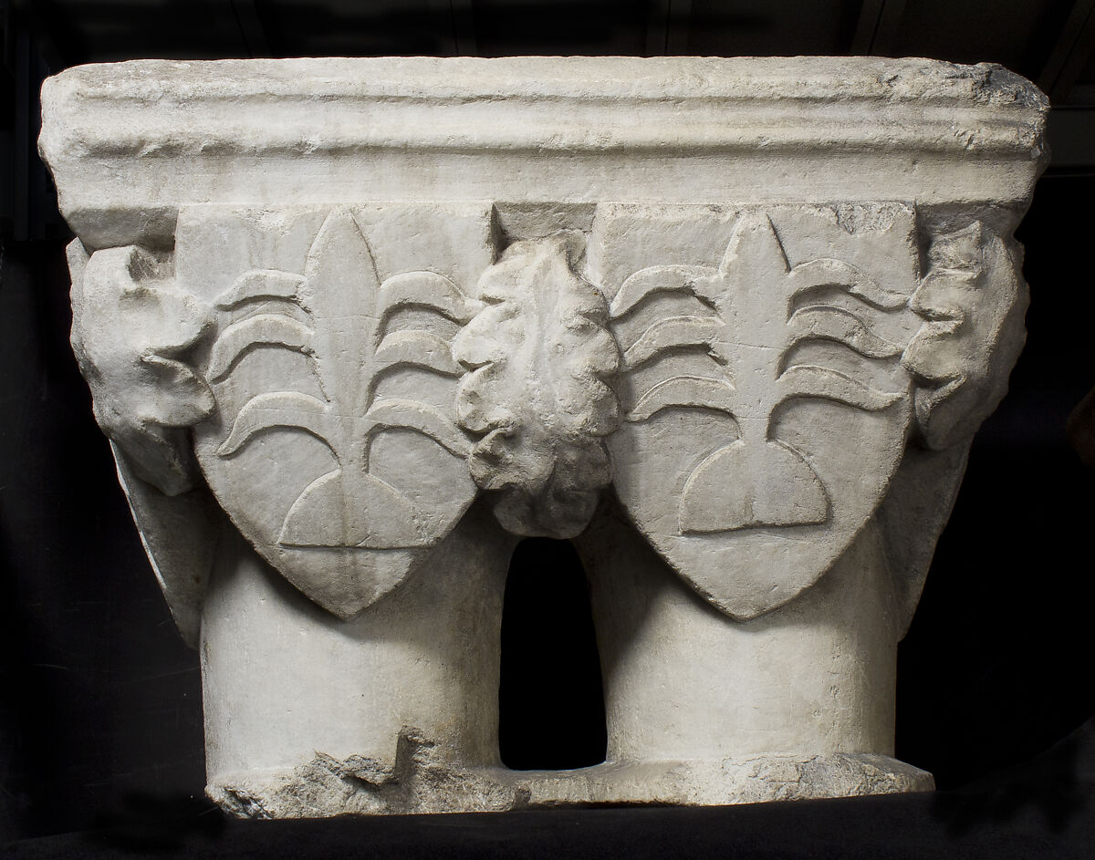 Double Capital, St. Béat marble, French