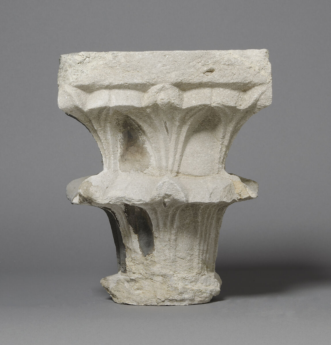 Capital, Sandstone, Spanish