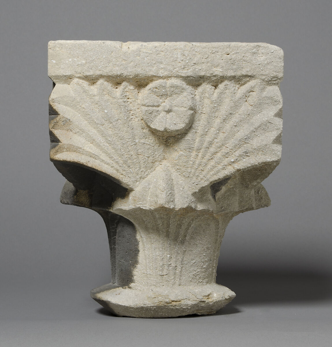 Capital, Sandstone, Spanish