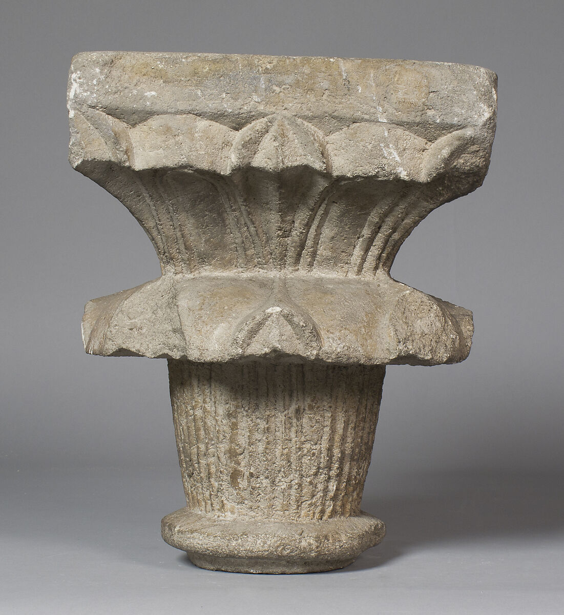 Capital, Sandstone, Spanish