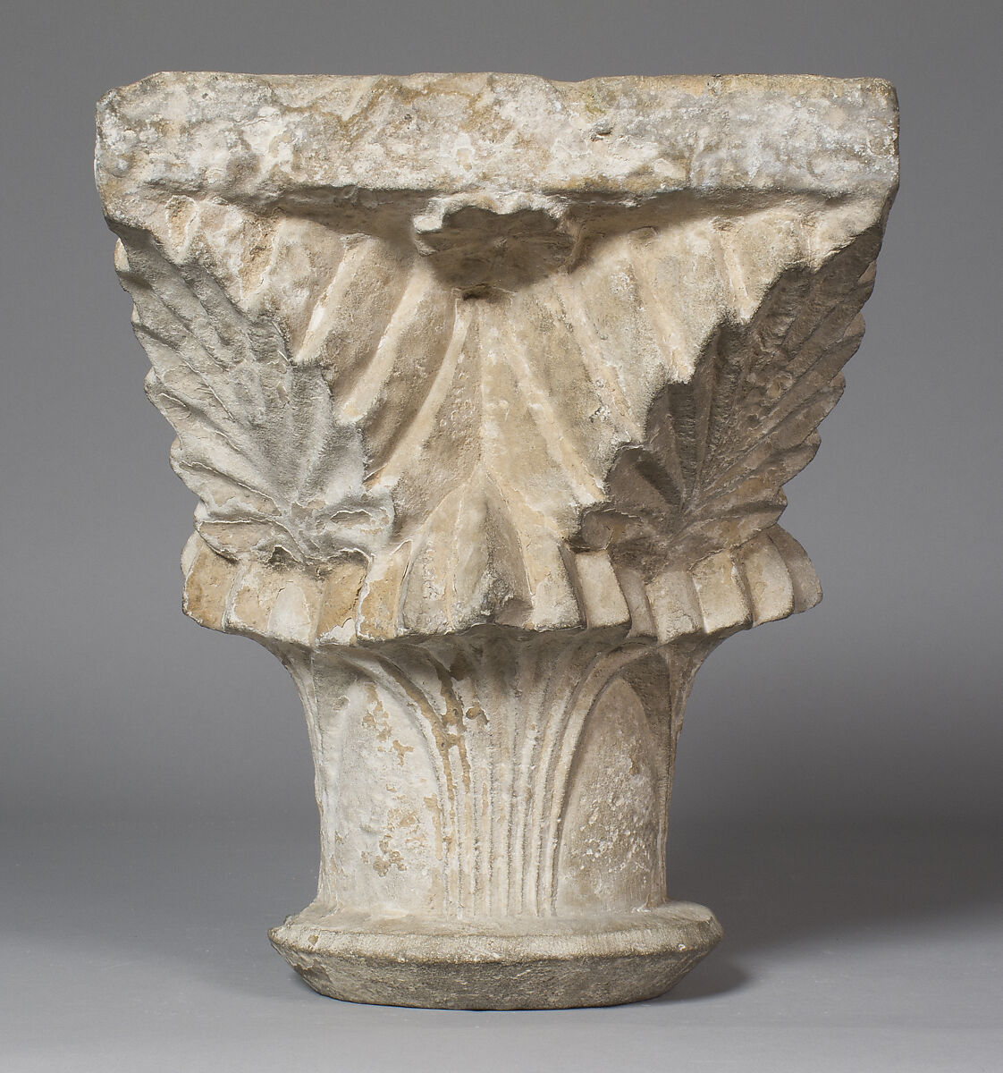 Capital, Sandstone, Catalan