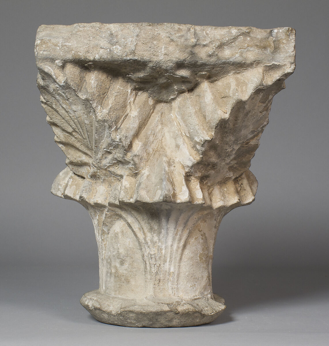 Capital, Sandstone, Catalan