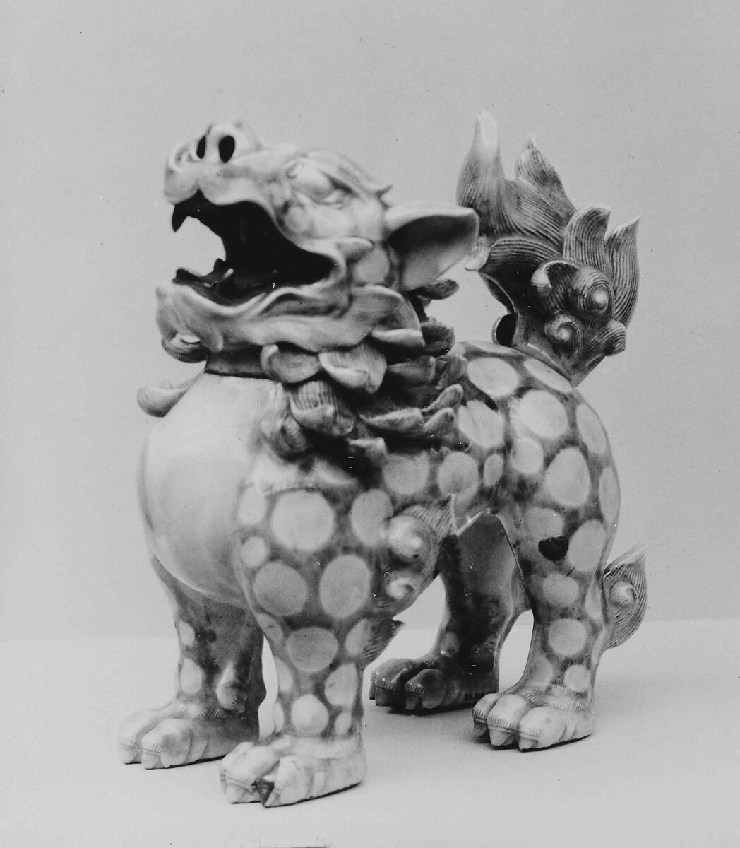 Censer and Top in form of a Shishi, Porcelain decorated with enamels (Arita ware, Imari type), Japan 