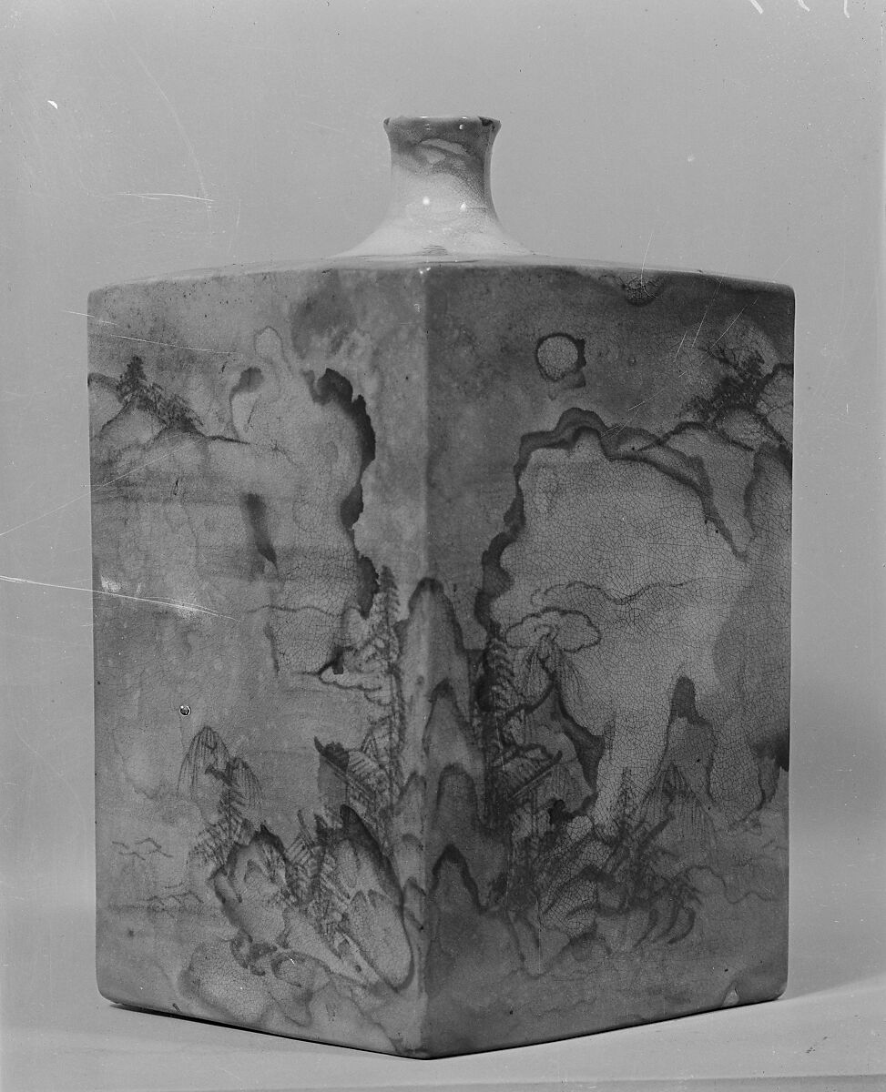 Wine bottle, Clay, finely crackled glaze clouded with stains; decoration in underglaze blue (Kiyomizu ware), Japan 