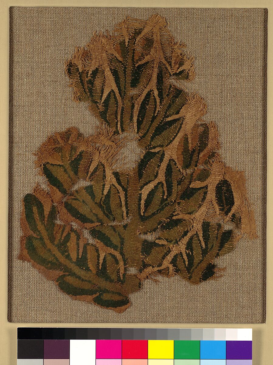 Fragment of a Hanging with a Tree, Linen, wool, Byzantine 