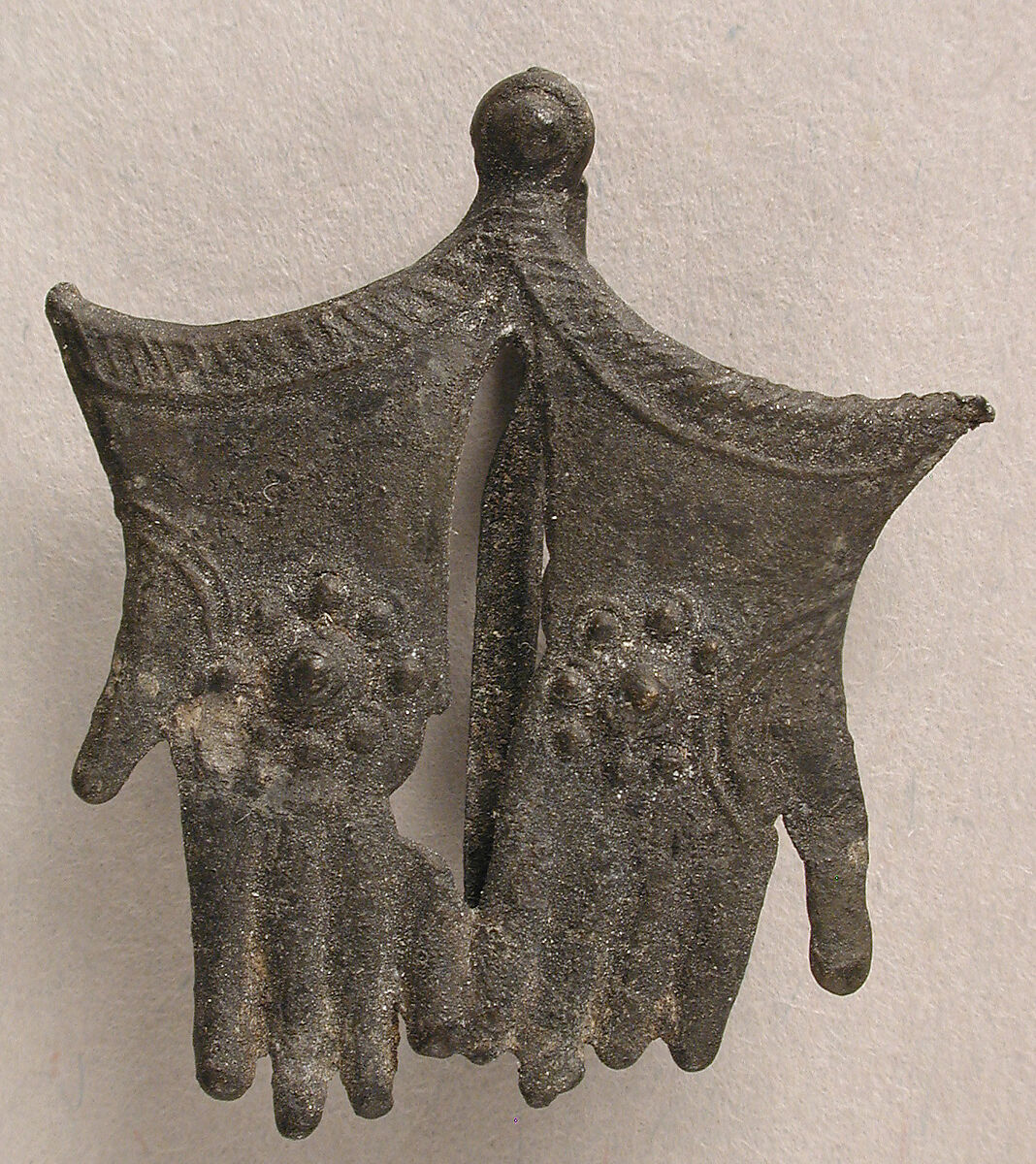 Pilgrim's Badge with Becket's Gloves, Tin/pewter, British 