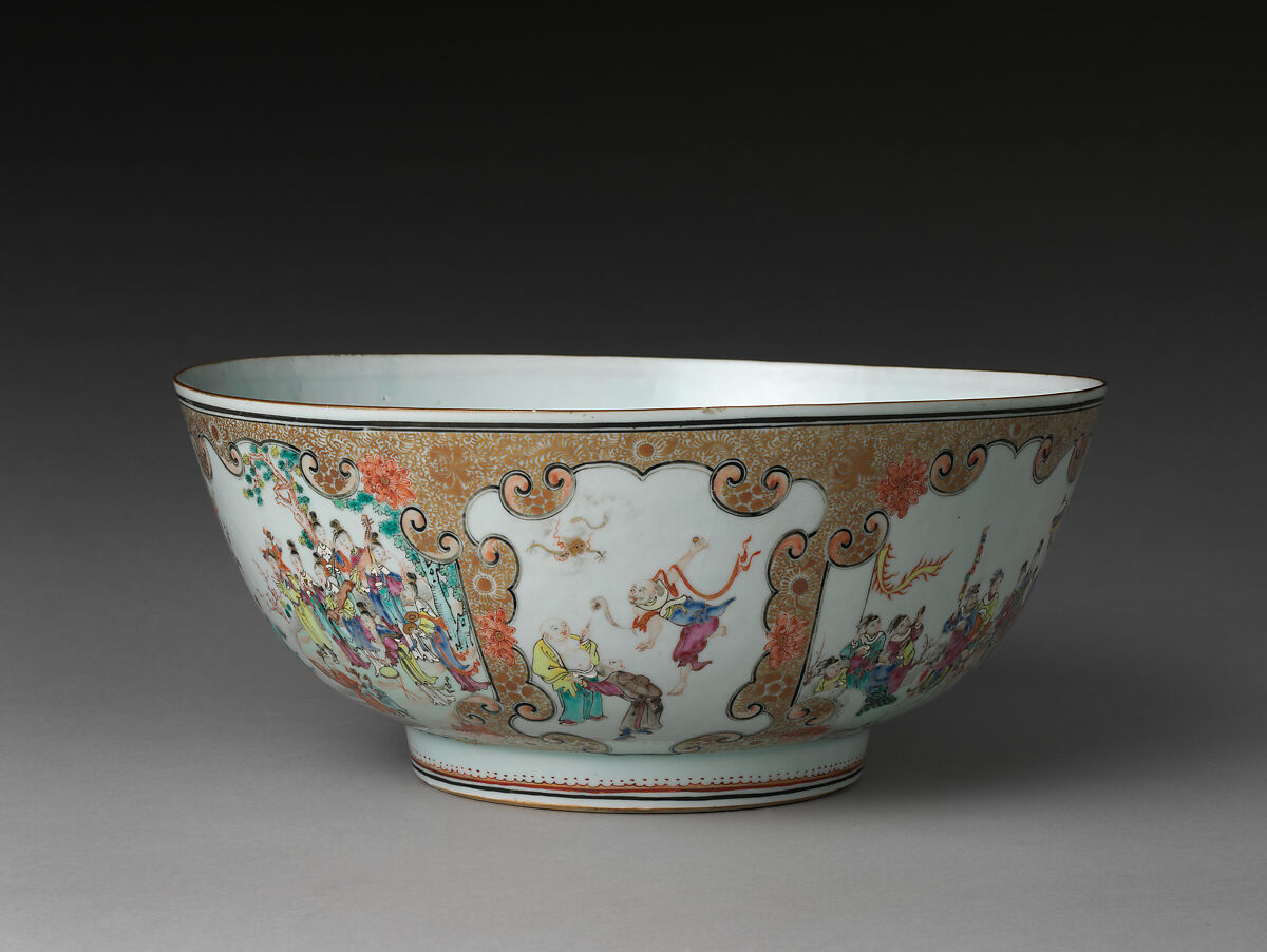 Bowl with acrobatic performance, Porcelain painted with overglaze polychrome enamels (Jingdezhen ware), China