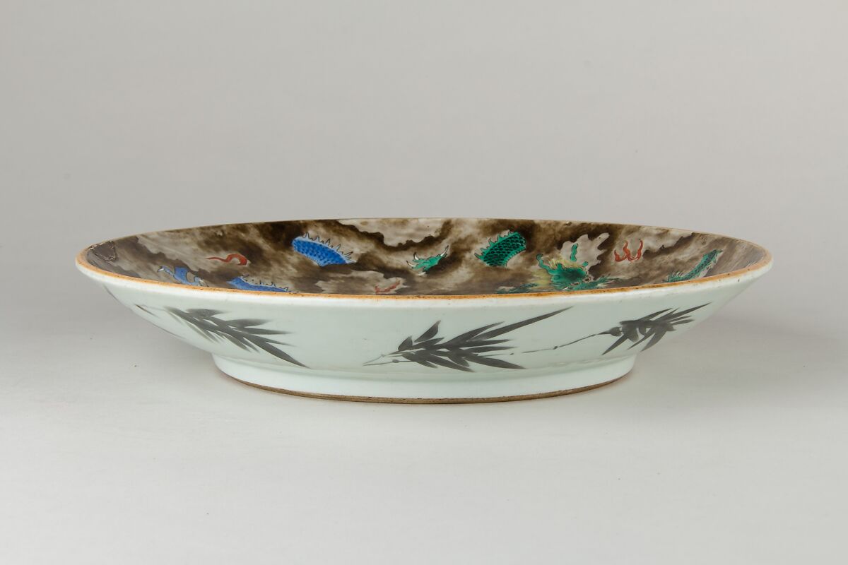 Dish, Porcelain painted in overglaze polychrome enamels, China