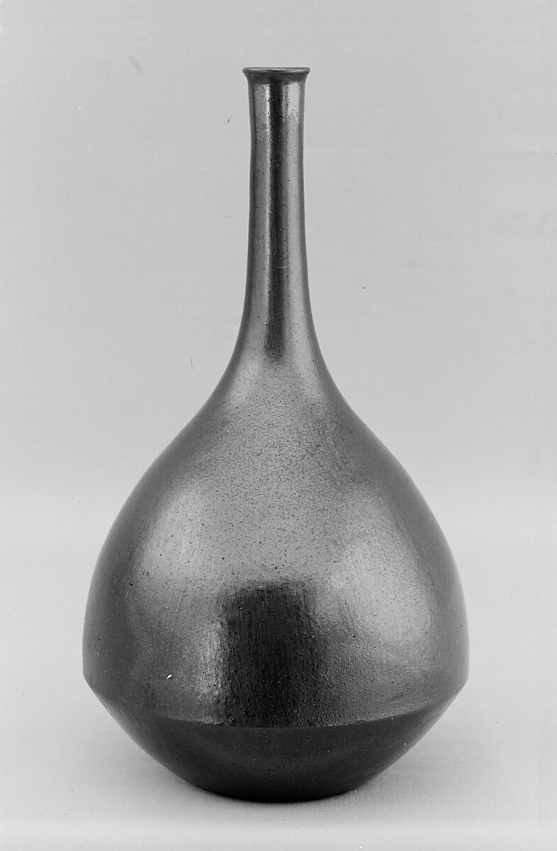 Wine Bottle, Clay with thin salt glaze (Bizen ware, Imbe style), Japan 