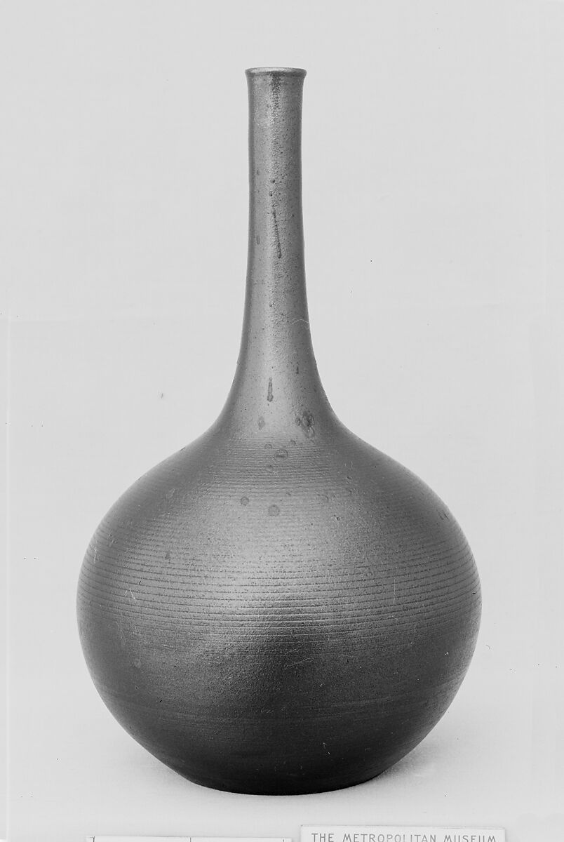 Wine Bottle, Clay covered with salt glaze and spots of overglaze (Bizen ware, Imbe style), Japan 