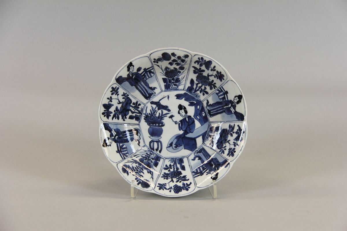 Dish with ladies, Porcelain painted in underglaze cobalt blue (Jingdezhen ware), China 