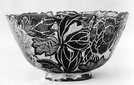 Bowl, Makazu Kōsai (Japanese), Porcelaneous ware pierced and covered with a design in polychrome enamels (Kiyomizu ware), Japan 