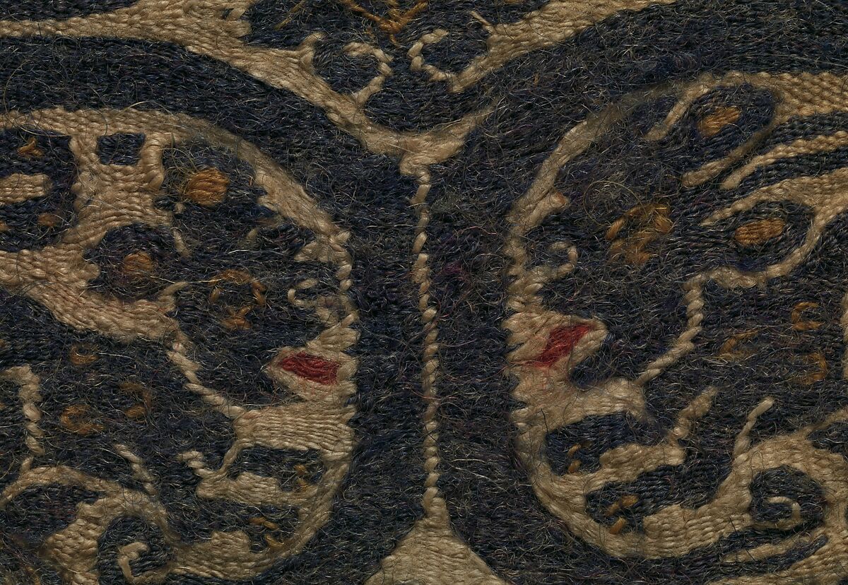 Textile Fragment with Inhabited Vine in an Eight-Pointed Star, Linen, wool, Coptic