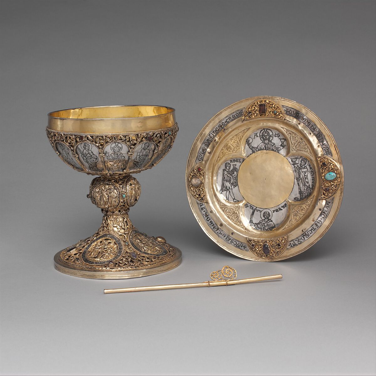 Paten, Silver, partly gilt; niello, jewels, German