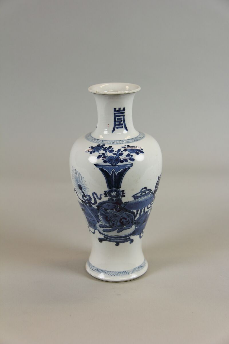 Vase with a display of antiques, Porcelain painted in underglaze cobalt blue (Jingdezhen ware), China