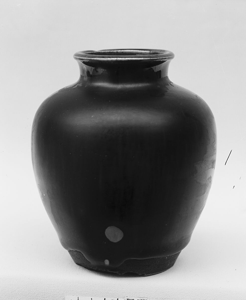 Jar, Clay covered with a streaked glaze (Seto ware), Japan 